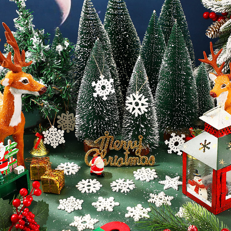 Snowflake Wooden Pieces 4