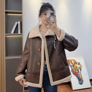 �����S��ֱ�NƤ������q�w���qƤëһ�w���ë�����@��ȫ��ë����
