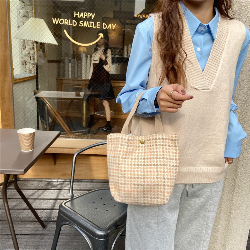 08181 Japanese-style woolen checkered bento bag, ins Korean-style handbag, fresh women's walking lunch box, small handbag wholesale undefined
