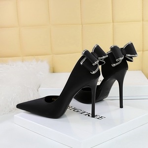 626-H36M European and American Banquet High Heels Slim Heels High Heels Shallow Notch Side Hollow Rhinestone Back Bow Ti