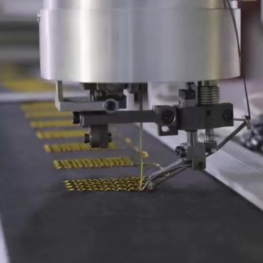 Fuente fabricantes de coser chapa calefactora ropa interior caliente manta eléctrica de fibra de carbono filamento calefactor máquina de cableado de aguja de computadora