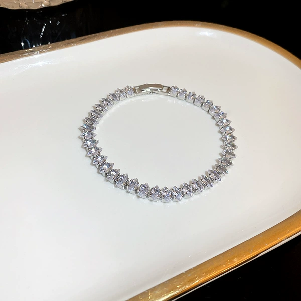 32#Bracelet-Claw Chain-Silver