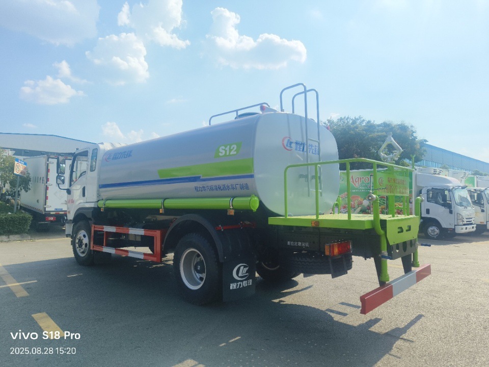 National Vi 15-Ton Shaanxi Automobile X9 Sprinkler Truck, 15-Ton Garden and Highway Dust Removal and Suppression Truck, 15-Ton Construction Site Dust Suppression Truck with Fog Cannon