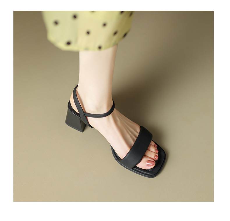 Sandal nữ quai ngang gót vuông một quai ZHR kiểu mới — Y 718m trắng chi tiết 17