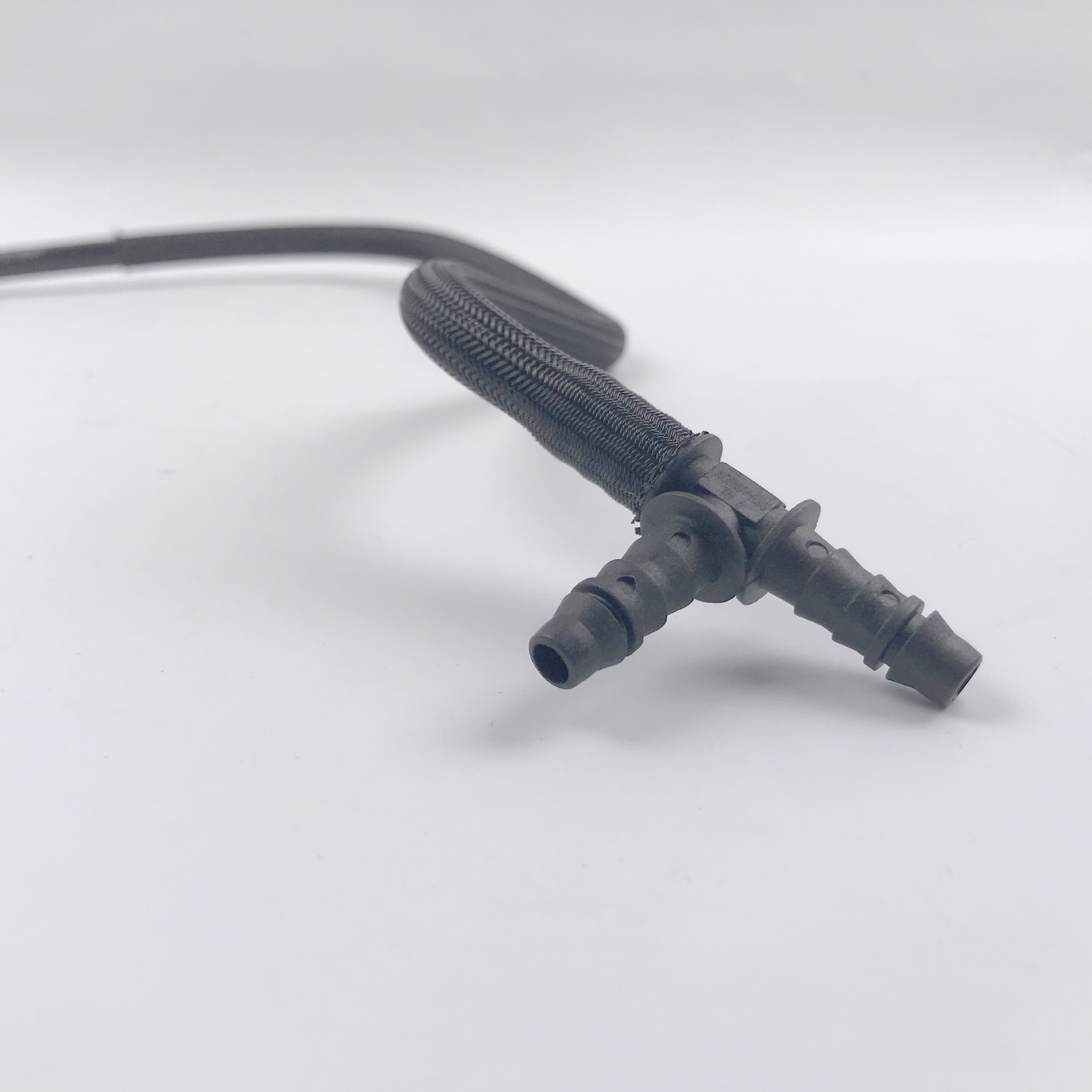 Suitable for Volkswagen Phaeton Audi Q7A4 Car Water Pipe Coolant Water Pipe 059121086P 059121086m