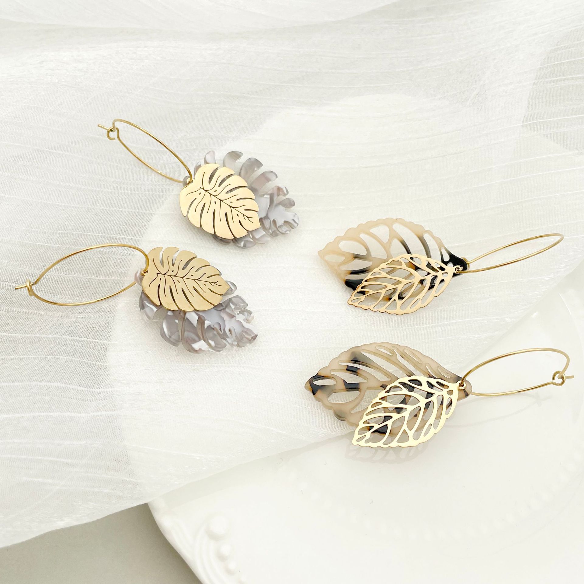 1 Pair Simple Style Leaf Plating Stainless Steel Earrings display picture 2