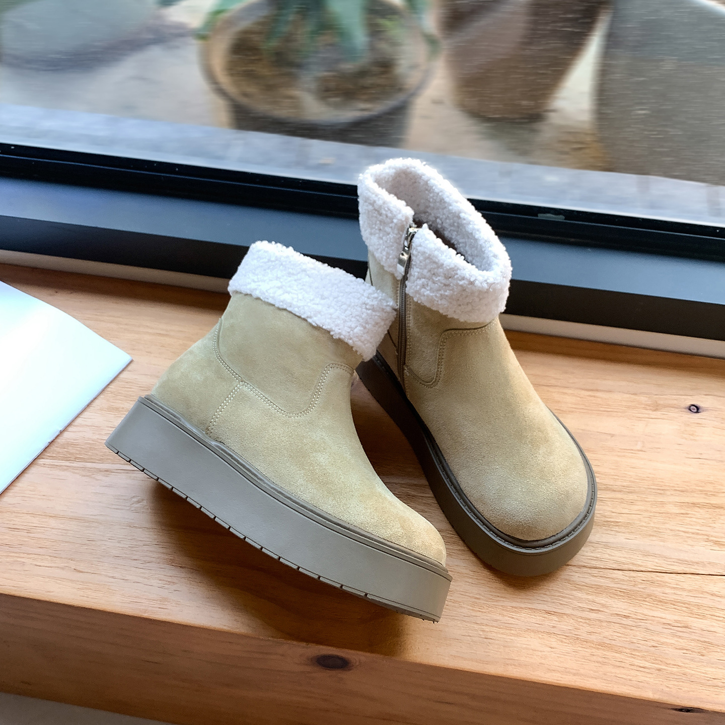 Genuine Leather Thick-Soled Snow Boots for Women 2025 New Winter Height-Increasing Short Boots for Women Small Fleece-Lined Warm Large Size Cotton Shoes