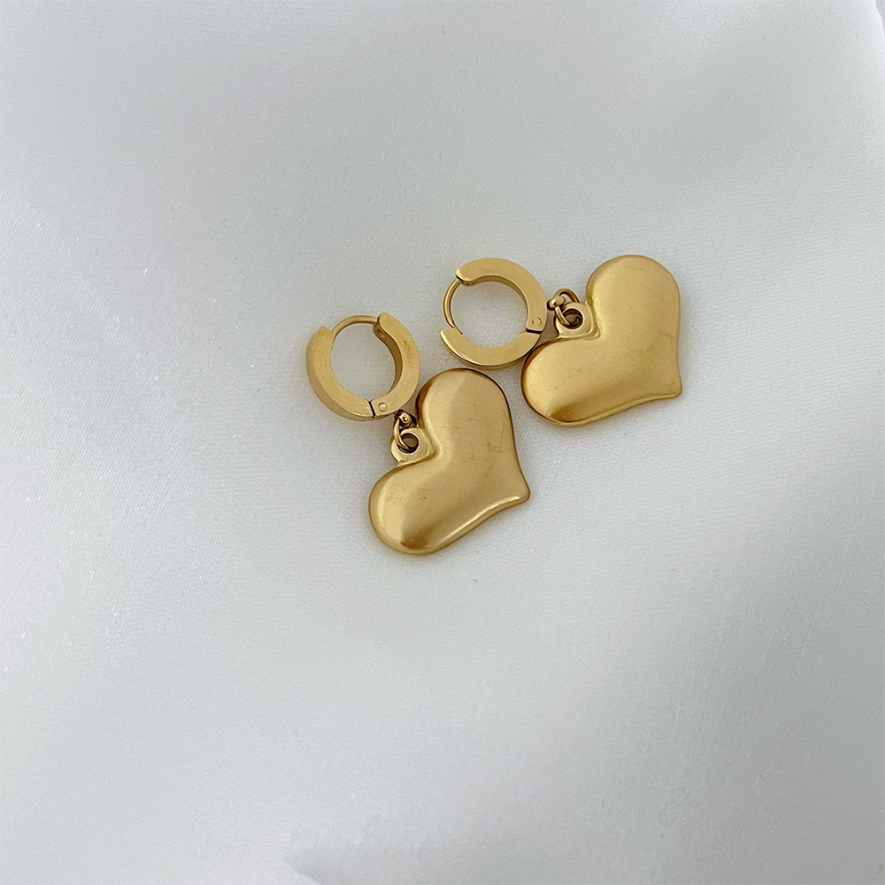 Fashion Heart Shape Stainless Steel Earrings Plating Stainless Steel Earrings display picture 5