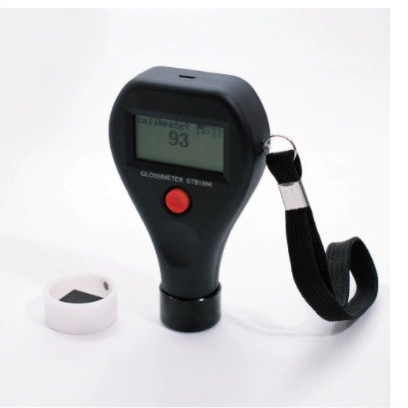 小孔光泽度仪可以测量直径4.5 mm以上表面，误差为 1%