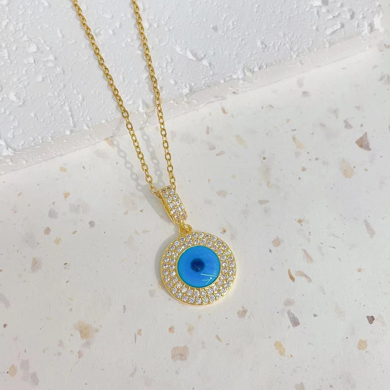 Fashion Star Moon Eye Titanium Steel Copper Plating Inlay Zircon Pendant Necklace 1 Piece