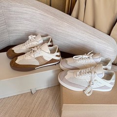 カジュアルな女性靴の色合わせの板靴2025春夏の新型の白い靴の女性の復古の牛革の運動靴の徳訓の靴