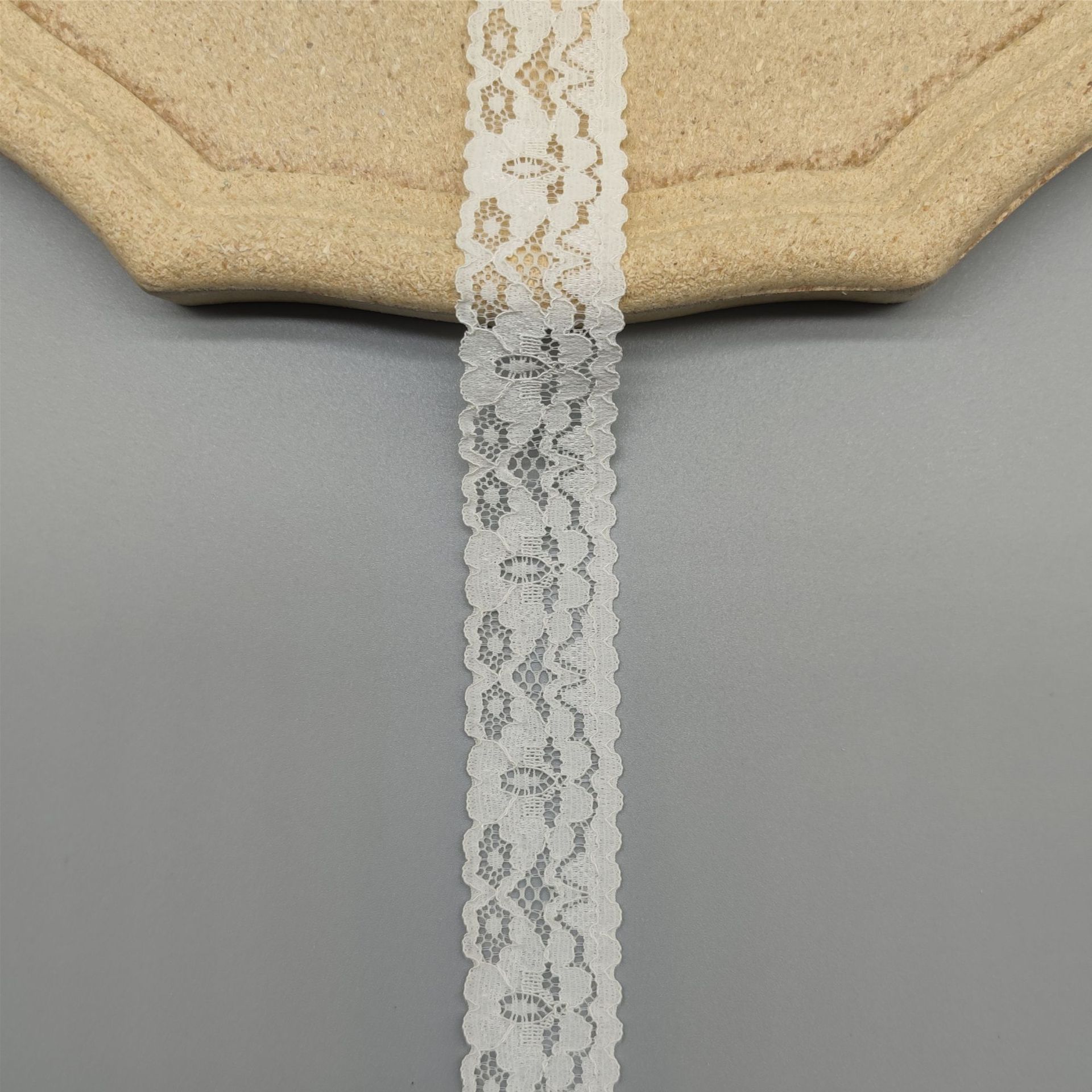 2.5cm蕾丝弹力花边辅料 裙摆童装婚纱装饰衣角服装辅料花边蕾丝边