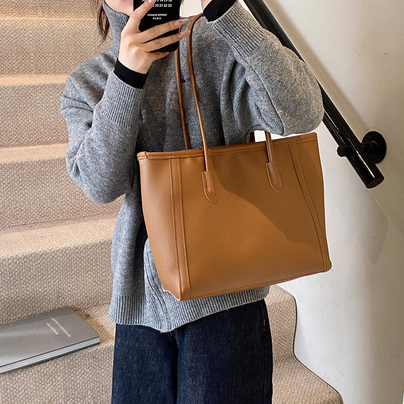 Bolso de gran capacidad retro bolso de mujer 2024, nuevo estilo de moda coreano, bolso de viaje de hombro de moda para trabajar