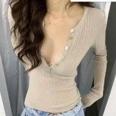 2024秋冬半開襟レースの縁には、カーディガンの長袖ニットの中に上着の女性tシャツが2枚入っています