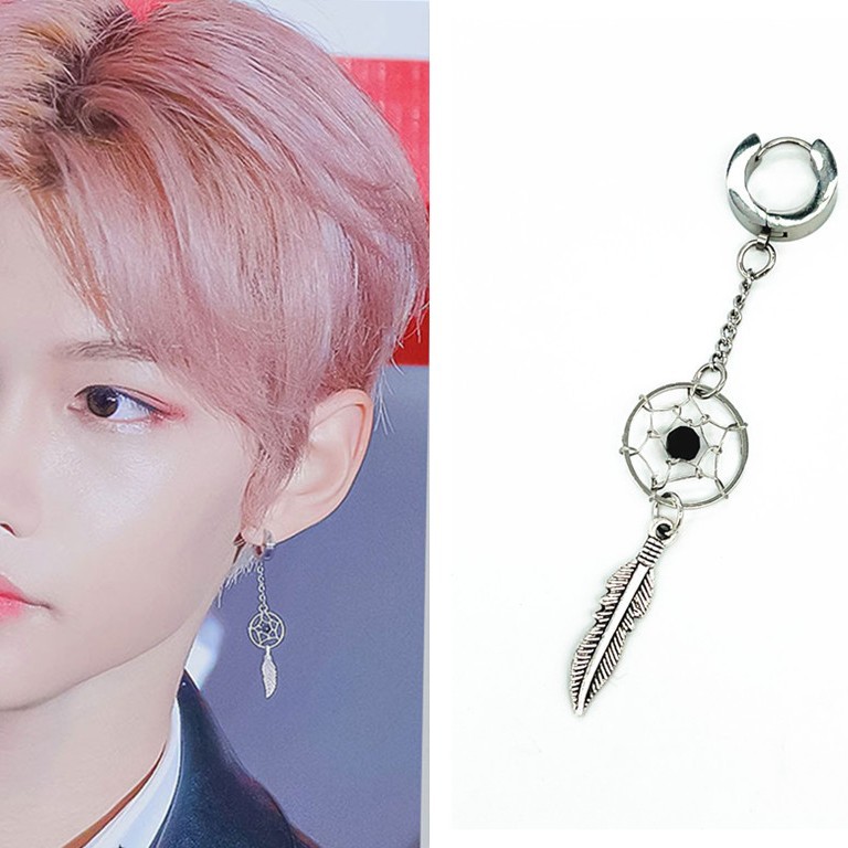 Stray combination Felix Li Longfu with earrings dream-catching feather net earrings earrings men