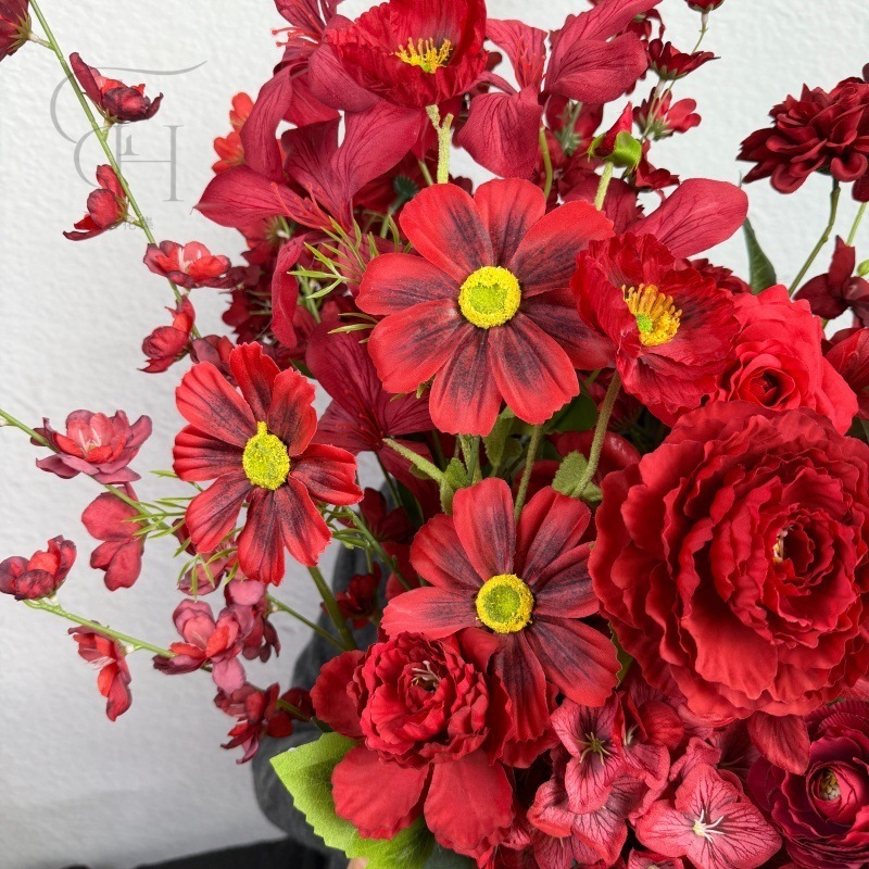 Flores de boda rojas flores falsas de boda sala de boda diseño floral de imitación floral al por mayor floral decoración