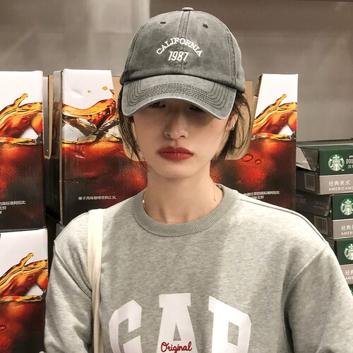 Korean-style vintage washed baseball cap for women—perfect for spring and summer, versatile for couples, and great for making faces appear smaller; trendy men's Instagram-inspired sun visor.