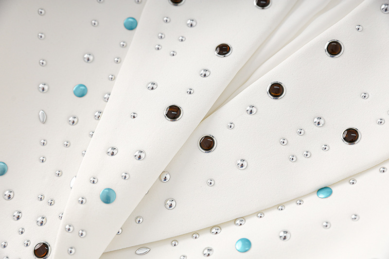 Abbigliamento da donna, giacca da abito piccola a maniche lunghe, a tinta unita, con un bottone, colore bianco diamante caldo, vestibilità attillata, temperamento autunnale precoce_voghion.com