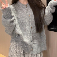 韩系外穿洋气长袖毛衣女2025秋季新款慵懒风短款宽松针织开衫上衣