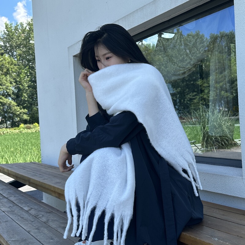 Tonglu Loop Yarn Mahaired Bleached Color Scarf Women's Lazy Style Monochrome Lengthening Thickened Cold-proof Warm Neck for Winter
