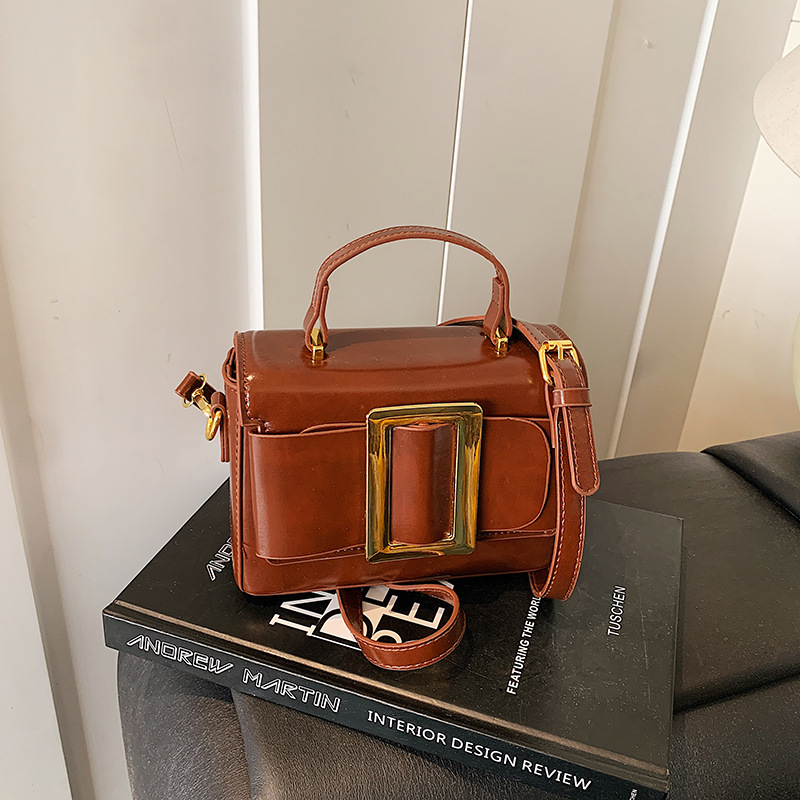 2026 nuevo bolso de mujer esmaltado alta sensación retro bolso de hombro al por mayor