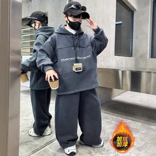 ��ͯ�ӽq���b2025�¿ͯ�b�����Ӻ��l���\�ӷ����к���ů�ɼ���