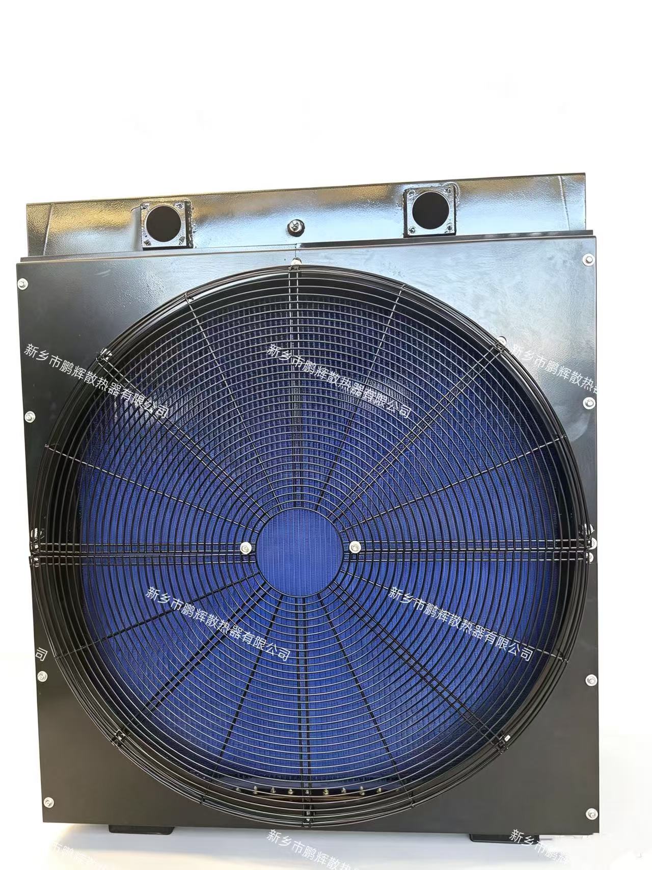 This 3516B water tank radiator fully meets the cooling requirements of the 3516B high-power diesel generator set