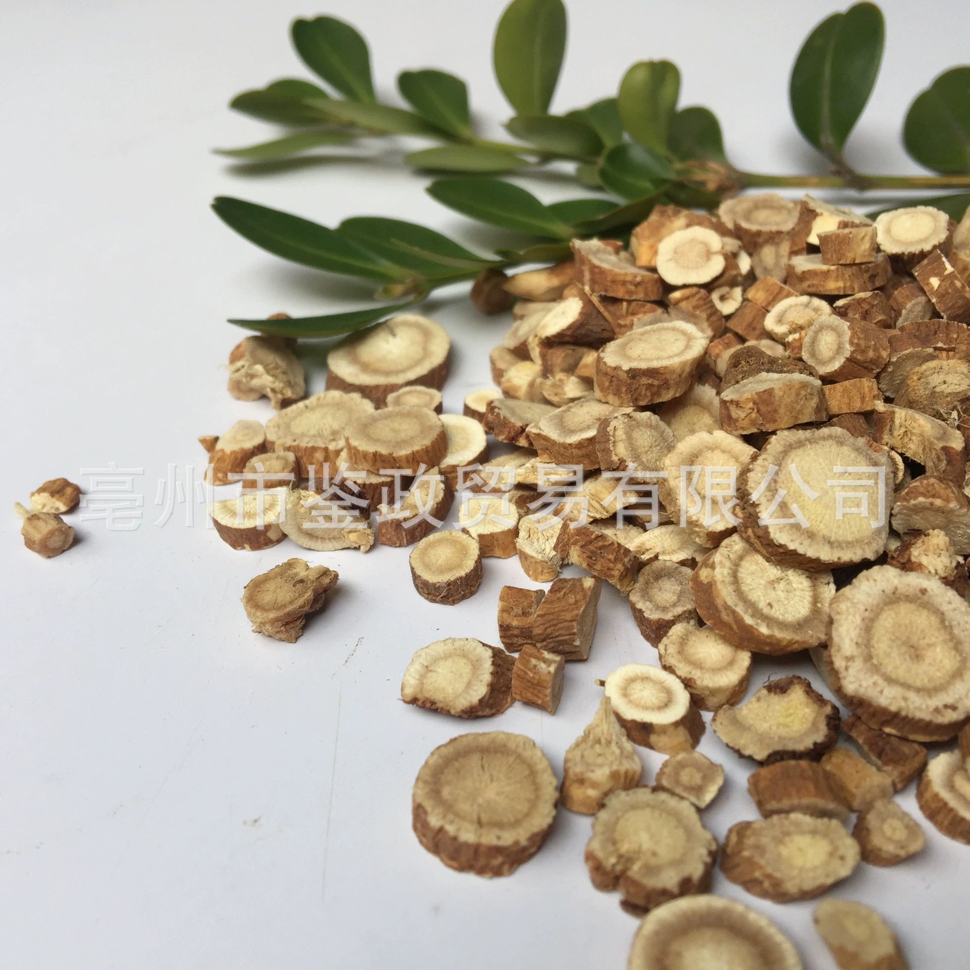 Red Astragalus Slices Hong Qi 500g Dried Root for Decoction and Soup key features