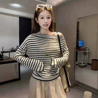 韩系条纹斜肩长袖毛衣女秋冬季新款设计感一字肩休闲针织衫上衣潮