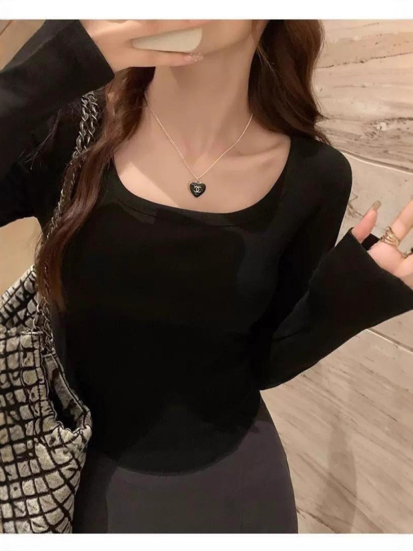 弧形下摆正肩长袖T恤女早秋方领修身显瘦短款春秋打底衫内搭上衣|undefined