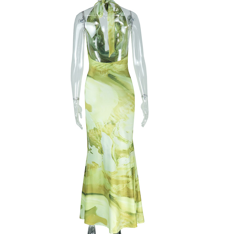 Backless Design Streetwear Style Wholesale Women's Streetwear Backless Abstract Painted Flower Holiday Halter Neck Sleeveless Sheath Dress