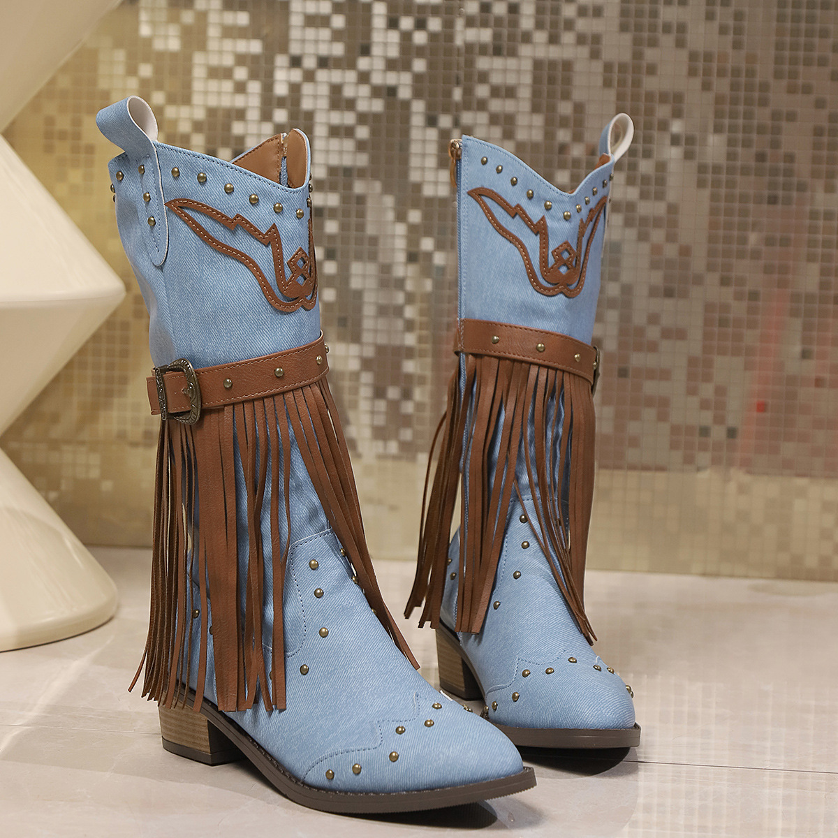 Neue Stiefel mit Quaste, genieteter Gürtelschnalle, halbhohe Stiefel, große Größe, dicker Absatz, farblich passende Stiefel für Damen_voghion.com