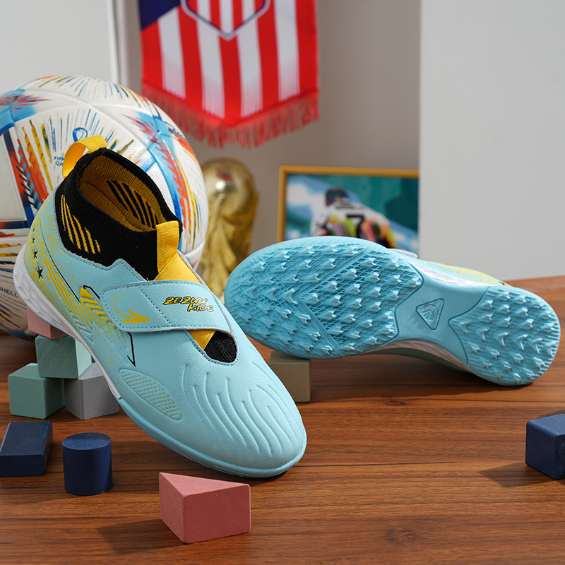 振足超纤皮免系鞋带足球训练鞋青少年防滑碎钉青训运动足球鞋
