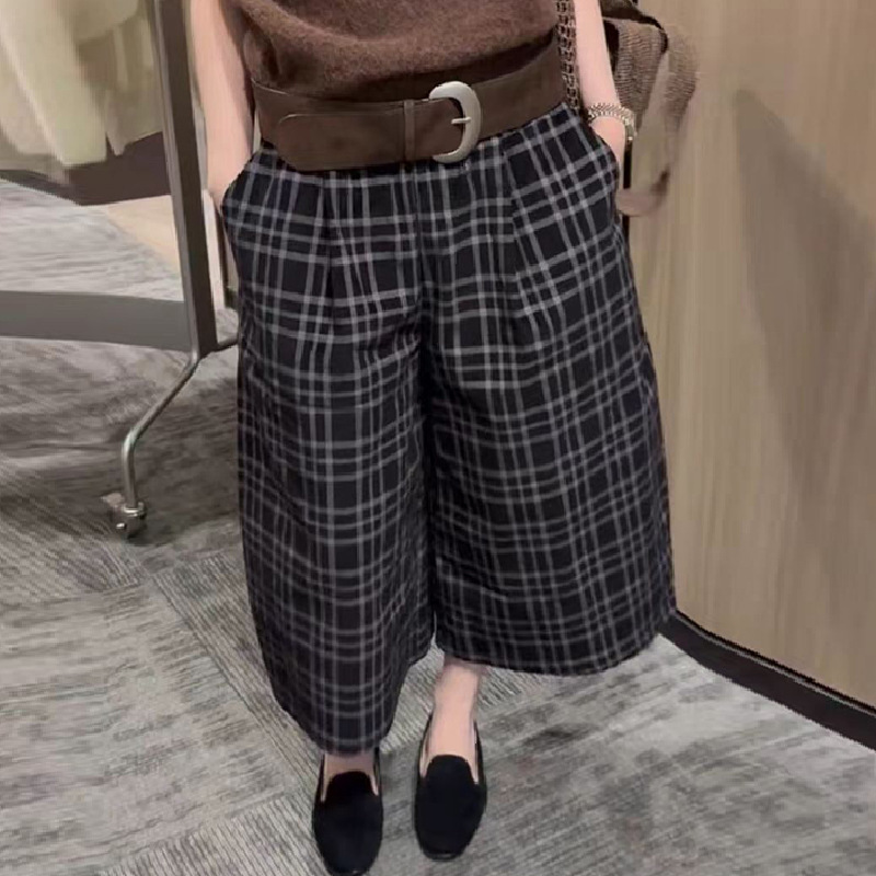 Some of the New Korean-Style 2026 Spring Retro Loose Straight High-Waisted Slimming Wool Plaid Wide-Leg Cropped Pants for Women