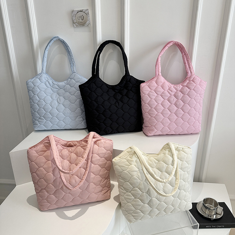 Bolsa de hombro ocio coreana de gran capacidad 2025, nueva moda, bolso de brazo, bolso de viaje simple para estudiantes.