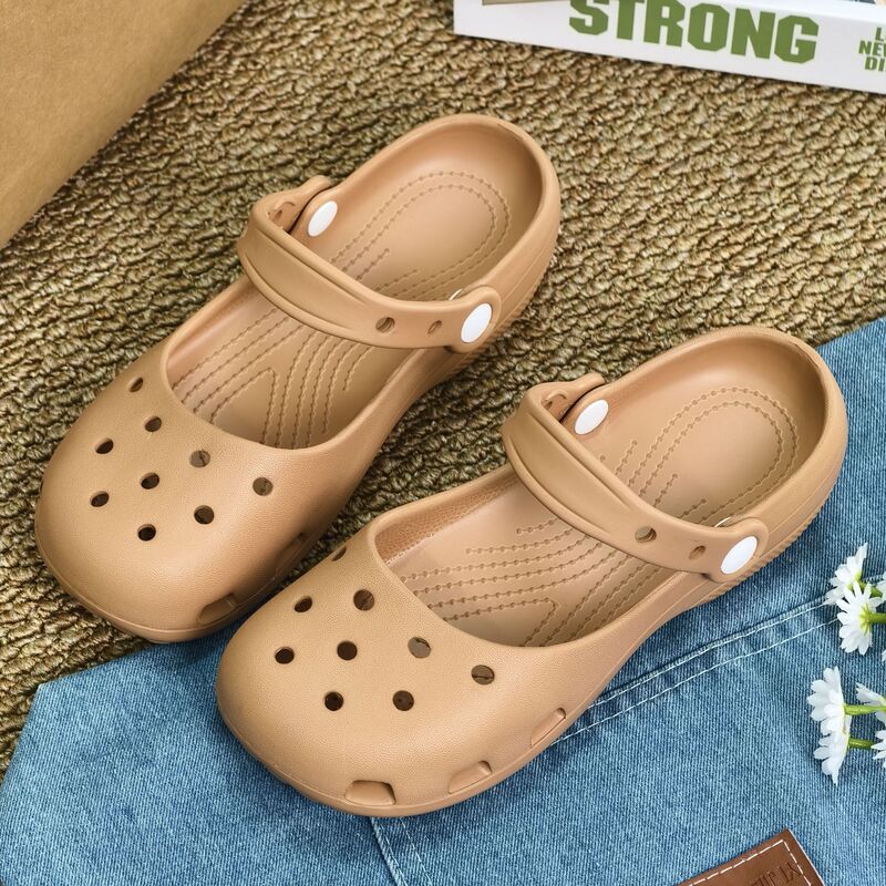 Operating Room Nurse Clogs for Women, New Summer Style Closed-Toe Beach Shoes, Non-Slip, Wear-Resistant, Breathable Sandals, Ballet Shoes Operating Room Nurse Clogs for Women, New Summer Style Closed-Toe Beach Shoes, Non-Slip, Wear-Resistant, Breathable Sandals, Ballet Shoes