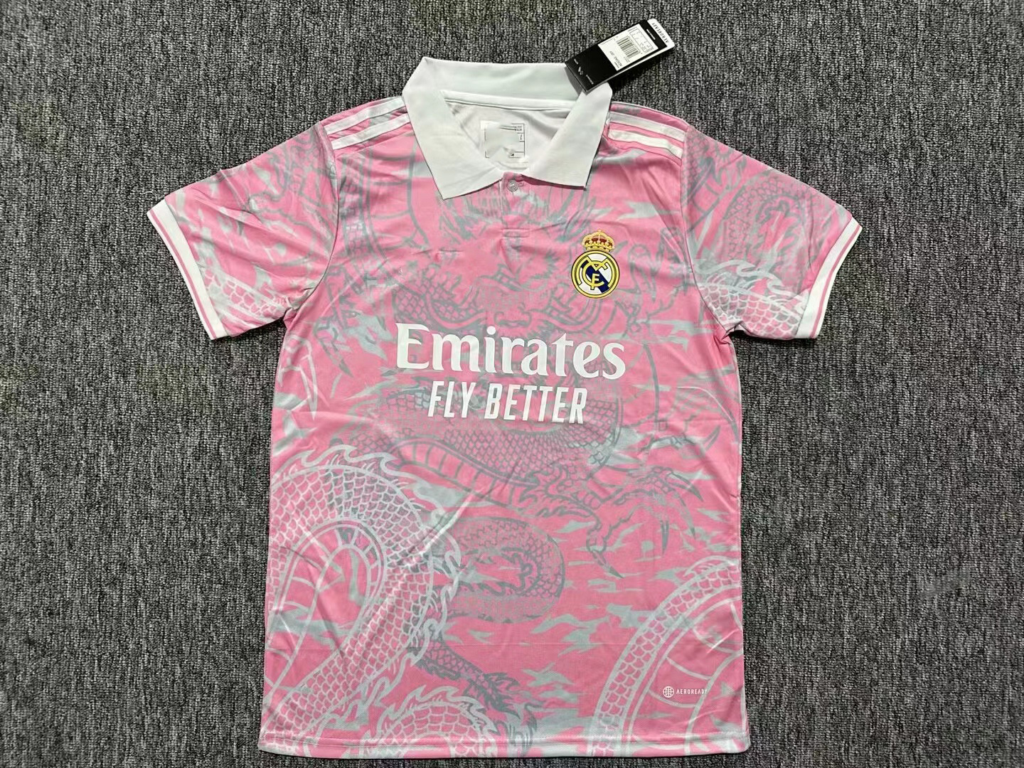 Una generación de uniformes de fútbol, nuevos uniformes de entrenamiento, camisetas, Italia AC, Barcelona, Real Madrid, Brasil, Japón, Ajax