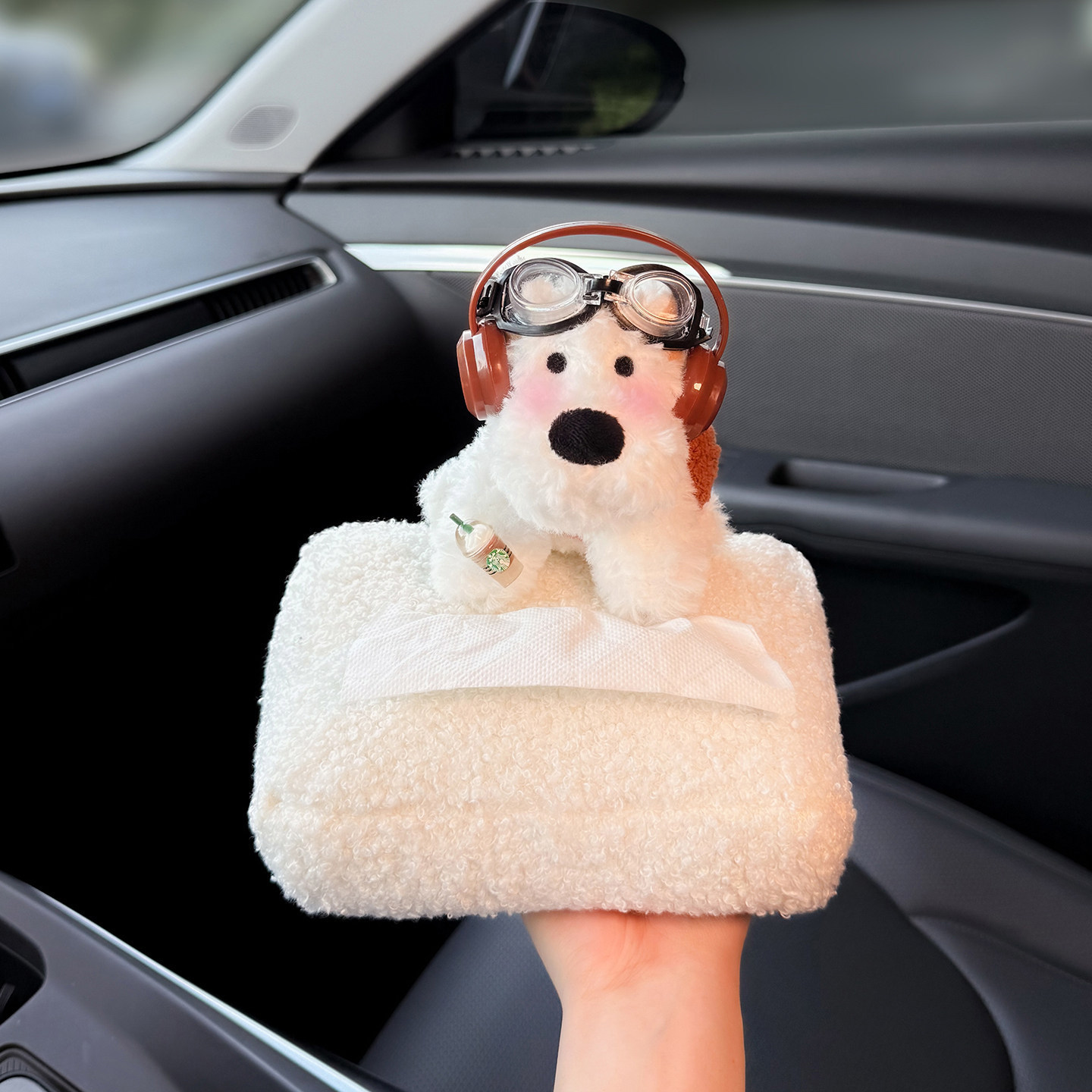 2026 Model West Highland Car Tissue Box, Car Interior Armrest Box Tissue Bag, Seat-Mounted Car Tissue Box for Women