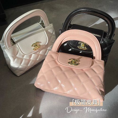 Diamond-Chain Handbag with Chanel Style Shoulder Bag, 2024 Spring New Fashion Niche High-End Crossbody Bag