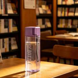 高颜值简约方形透明塑料杯单层直筒提绳学生上学水杯