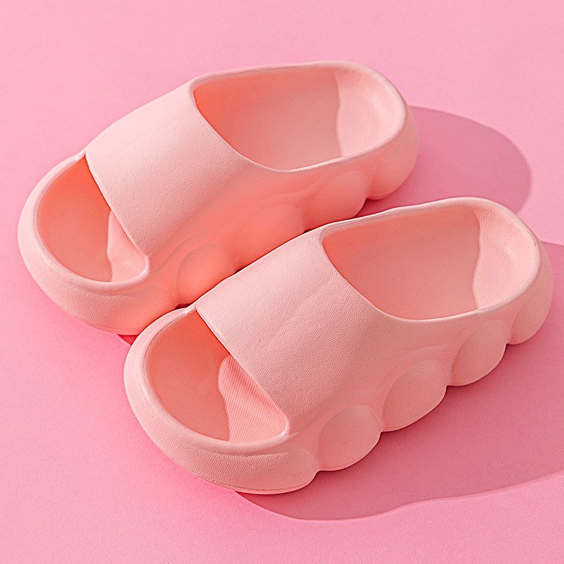 Zapatillas de Eva para niños Zapatillas de niñas de verano antideslizantes de fondo suave para niños ligeros para niños medianos y grandes zapatillas de dibujos animados para niños