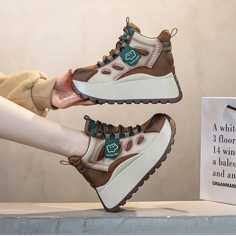 Women's height-increasing high-top casual sneakers, new 2026 spring/autumn popular versatile thick-soled dad shoes, light luxury