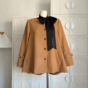 Temple Maiberlin Rich Family Gold Cloak Woolen Coat Mid-length Sense Strap Bow Cloak Coat 2024 Winter