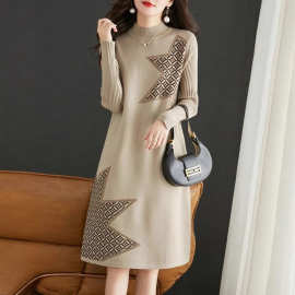 长款毛衣女秋冬季2025新款爆款洋气上衣加厚打底衫内搭针织连衣裙