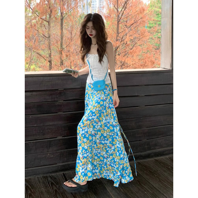 Blue Floral Skirt for Women, Hip-Hugging Long Skirt for Small People, Dopamine Waist Skirt, Beautiful Summer Skirt for the Beach