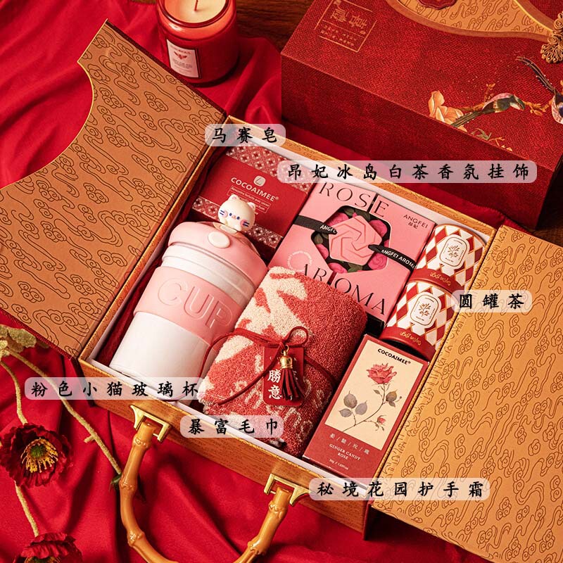 中国式の花のような年の高級感があります。|undefined
