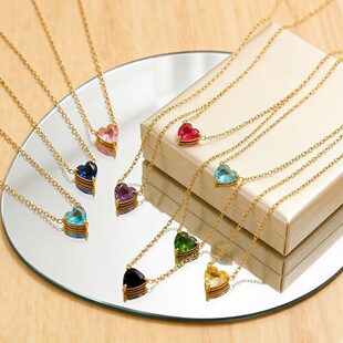 ��ɫ�����ʯ�W���羳���ε���12�Q��ʯ�朕r��Ů���18k��ɫ