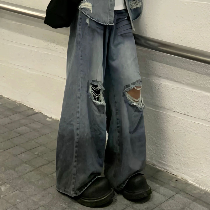 2026/Ss Korean-Style Niche Vintage Denim Set with Distressed Deconstructed Padded Shoulder Shirt and Ripped Jeans Ins