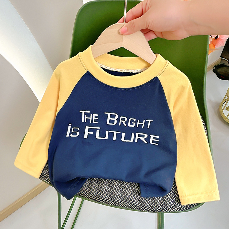 Camiseta de base para niños, chaqueta de otoño de manga larga, chaqueta de terciopelo caliente para niños de mediana edad, primavera, otoño, invierno, suéter, ropa infantil
