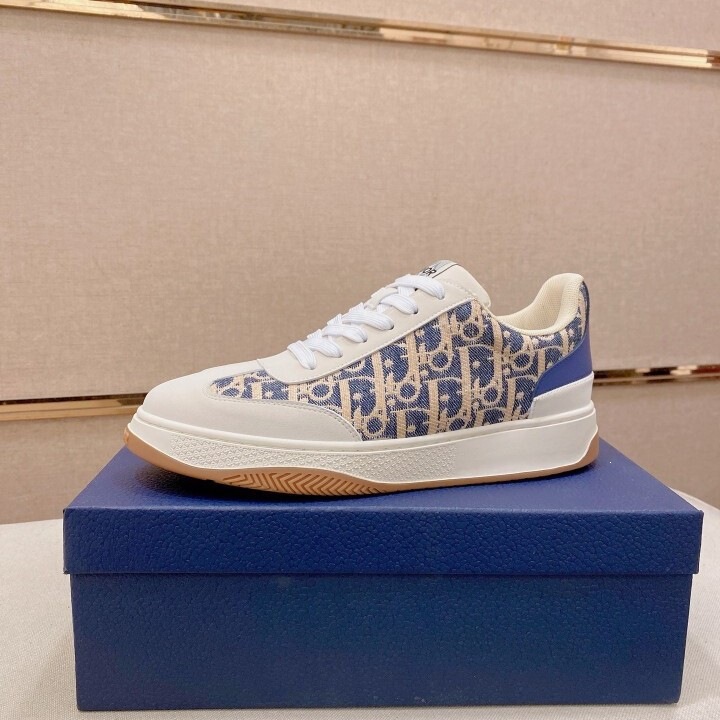 1:1 Original Label and Original Box Men's Casual Shoes with Imported Fabric and Leather Upper, Mesh Lining, Good Quality Men's Shoes 1:1 Original Label and Original Box Men's Casual Shoes with Imported Fabric and Leather Upper, Mesh Lining, Good Quality Men's Shoes